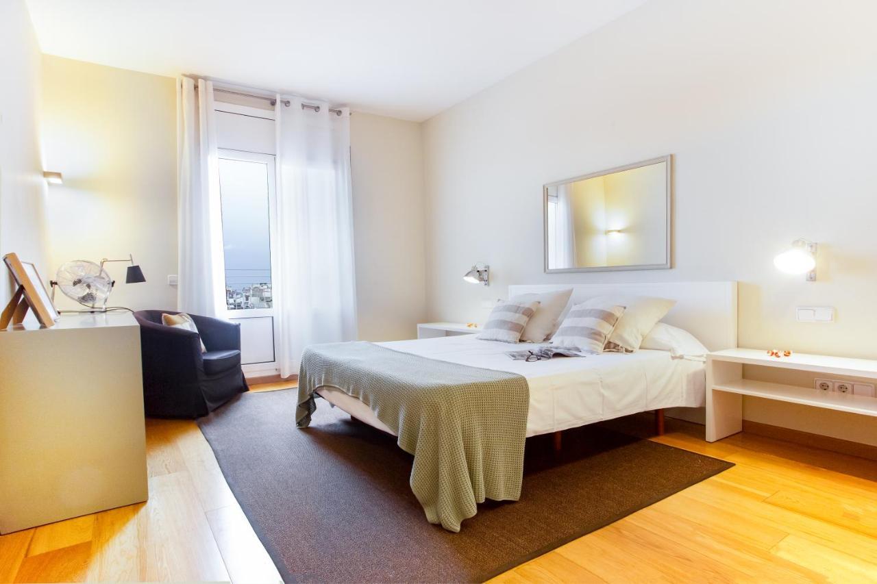 Friendly Rentals Gran Via Barcelona Exterior foto