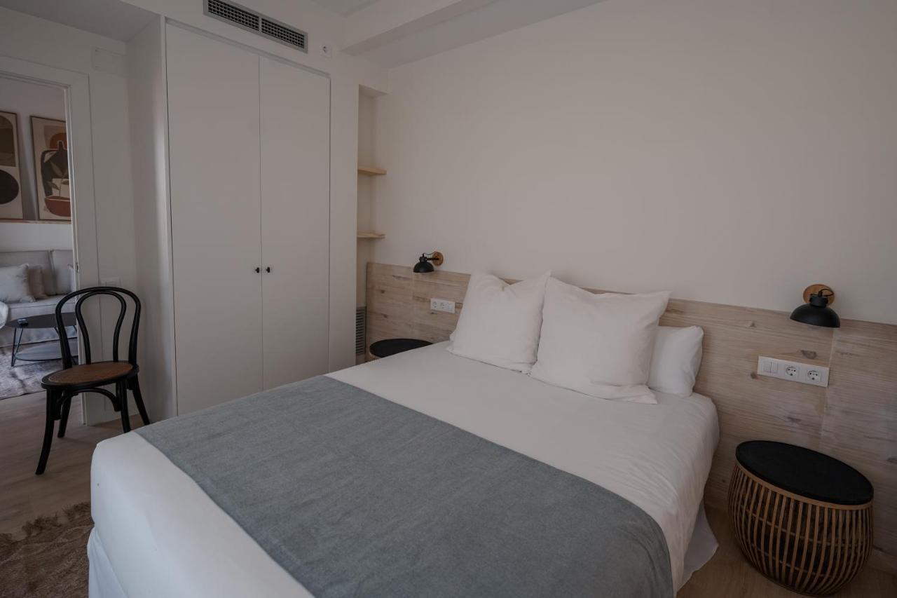Friendly Rentals Gran Via Barcelona Exterior foto